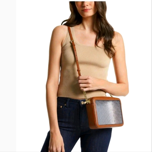 Woman's Handbags MICHAEL Michael Kors Jet Set Large East/West Crossbody - Picture 1 of 3